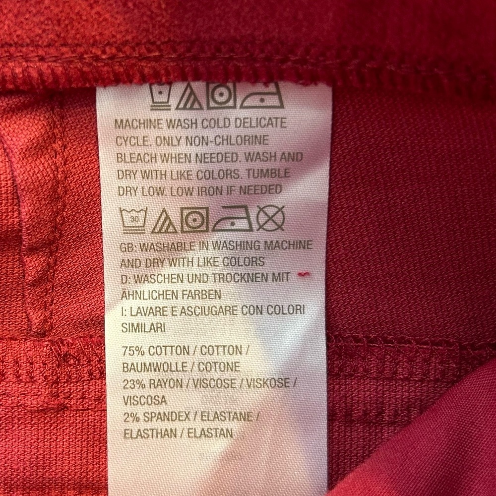 *NWOT* Denim & Co. Women’s Cranberry Soft Stretch Velvet Straight Leg Pant, M - Picture 10 of 10